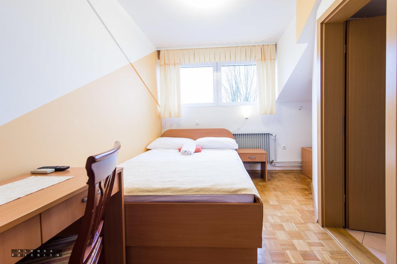 Guesthouse Kolesar Dolenjske Toplice Esterno foto